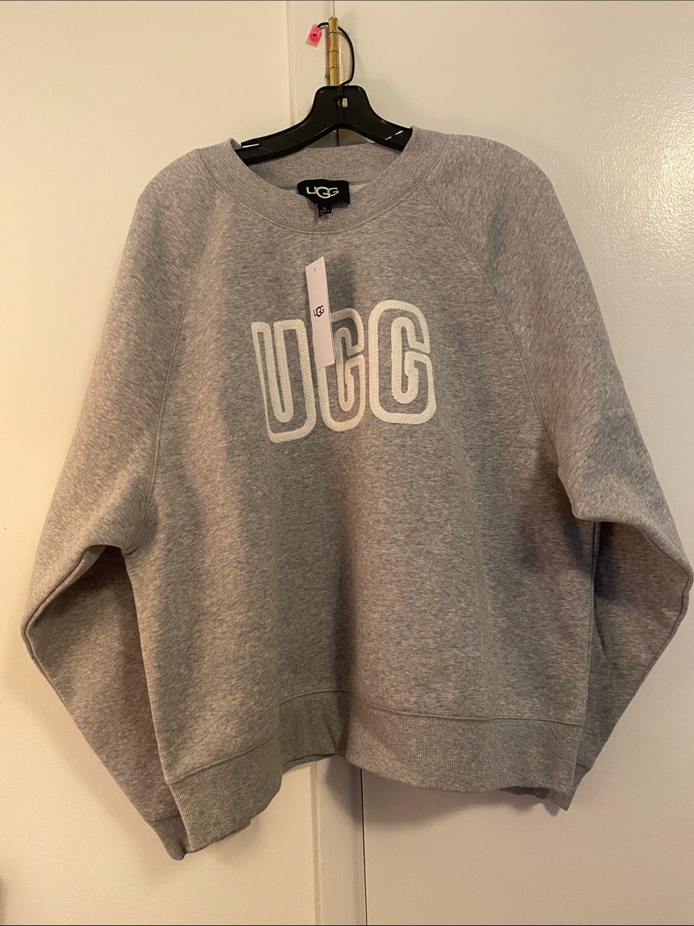 Womens UGG Logo Pullover Sweatshirt . Grey Heather. XL $88 - Picture 4 of 11